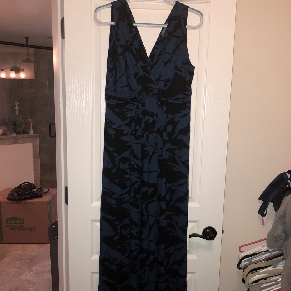 A Pea In The Pod maternity maxi dress